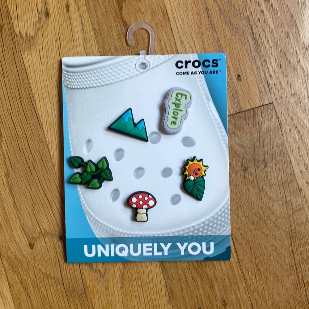 Croc jibbitz outdoor charms